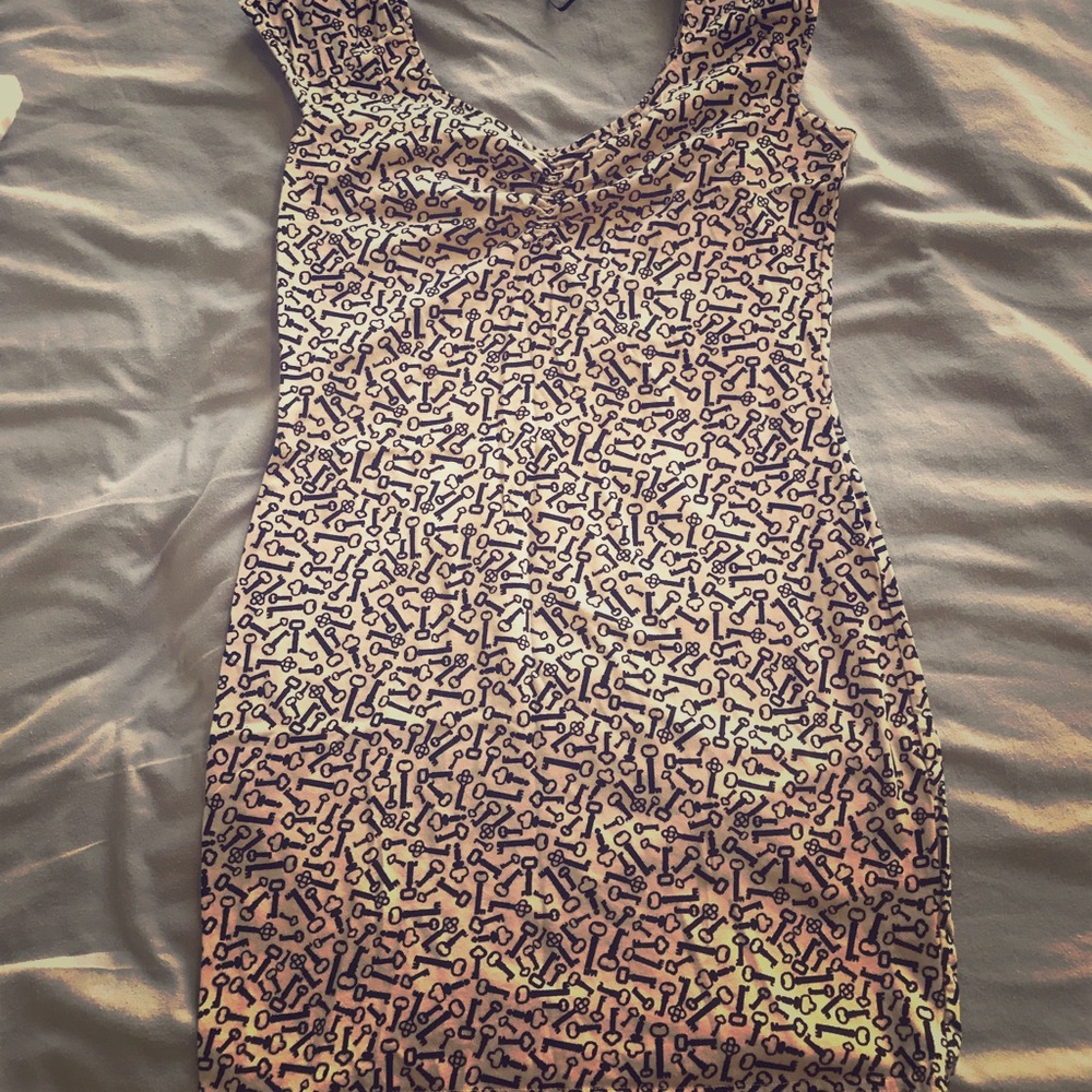 Antique key 🔑 body-con minidress